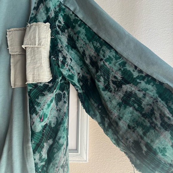 POL Teal and Cream Collared Shirt - Picture 4 of 9